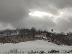 関東は良いお天気でしたが、この日は大寒波到来の日。
大分着いたら吹雪いてる！
ここどこだっけ？というくらいの雪！

空港へつながる高速等、通行止めになっているところもありました。
無事に別府方面のバスに乗れてほっ。