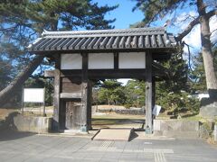 で、今度は土浦観光のハイライト、亀城公園へ。

こちらは土浦城跡として知られています。