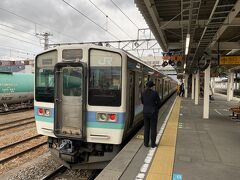 篠ノ井駅で下車。
ここでしなの鉄道に乗り換えます。
