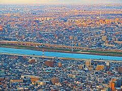 TOKYO SKYTREE /暮-3　天望デッキ　　34/　　27
浅間山まで見通せた