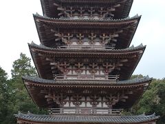 醍醐寺に移動。五重塔はいつも凛々しい