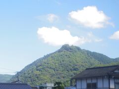 その昔に天守閣に入った山城が備中松山城です。