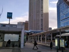 続いて豊洲駅へ。
