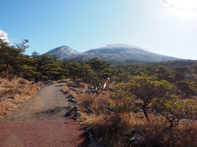 初夏の韓国岳から見た霧島の山、F10号、佐原聖春 初夏の韓国岳から見た霧島の山、F10号、佐原聖春 貸せる