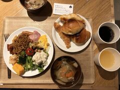 最終日のみさぱぱの朝食メニューです．