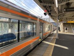 富士宮駅に到着。
大晦日の夜はこの町で年越しします。
