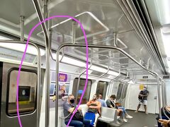 【リオデジャネイロの地下鉄】

2016年に行われた「リオ・オリンピック」時に、一気に敷設された地下鉄です。綺麗ですし、安全です。


写真：日本にはない...設計...