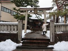 東山菅原神社
ひがし茶屋街の鎮守神