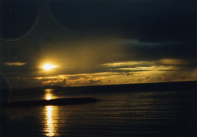 PPRビーチからの落陽。