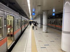 【その２】からのつづき

金沢に着いて、まずは北陸鉄道の浅野川線を往復。
地下駅の北鉄金沢駅に戻ってきた。