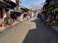 犬山の城下町
お土産屋さん、飲食店、レンタル着物店などなどあります。