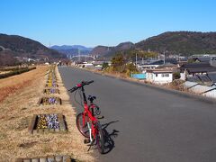 近所を走りながら、今日はどこへ出かけようかと思案しつつ、松岡地区まで遠征。雁堤(かりがねづつみ)と呼ばれる高台へ。。