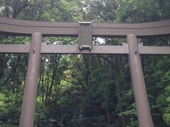 くしふる神社の鳥居。中には入らなかったが、いかにも厳かそう。