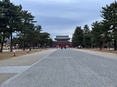 京都市左京区岡崎『平安神宮』の右手には「岡崎公園」があります。