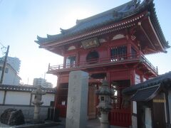 駅から徒歩5分くらいのところにある浄念寺です
こちらの仁王門は元禄14年に再建されたもので､桶川で一番古い建造物なんだそうですよ