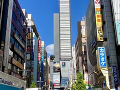 【新宿東口のゴジラロード】

新宿・歌舞伎町に2015年4月（...もう6年前なのか...）『新宿東宝ビル開業』（ゴジラシリーズの映画「シン・ゴジラ」公開）に伴い、