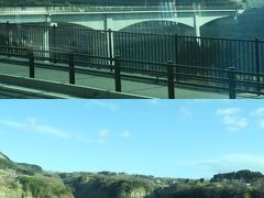 地震で崩落した阿蘇大橋の代わりに作られた新阿蘇大橋
旧阿蘇大橋は、滝の手前にあったそう