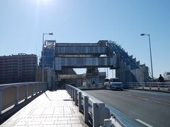 工事中の尾竹橋
