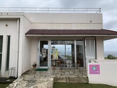 結構上まで登ってきました。ミルミル本舗に到着。景色も最高！