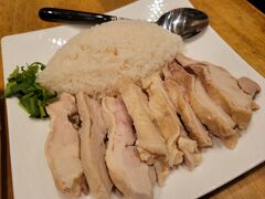 お気に入りの堂島にある麻辣担々麺さんのチキンライス。