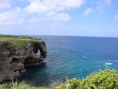 やっぱり
沖縄は晴れてる時がいいですね！

天気予報が曇りでも全然晴れるので
あまり天気予報の曇りは気にならなくなりました＾＾