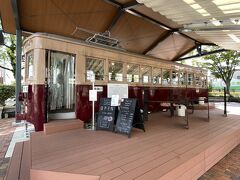 またオシャレ電車カフェのある大牟田で乗り換え。