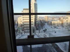 福島へ。今年は雪が多いな。