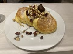 歩いて

「幸せのパンケーキ 梅田茶屋町店」