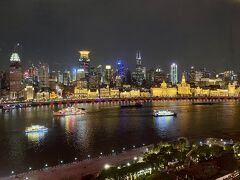 2021年12月31日大晦日

外灘の夜景を堪能し年を越します。
    https://4travel.jp/travelogue/11732141