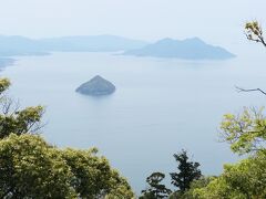 山道から見える　美しい瀬戸内の景色