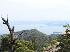 頂上展望台からの景色は本当に眺めが良い
宮島行くべき　弥山