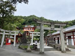 祐徳稲荷神社です