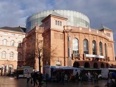 マインツ州立劇場（Mainz State Theater）。
