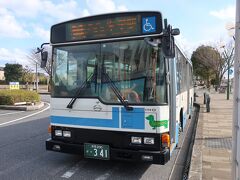 境港から米子へはバスで向かいます。
手形使えるし、高島屋前に停まるので。