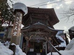 会津若松市へ戻ってきました。飯盛山。さざえ堂へ