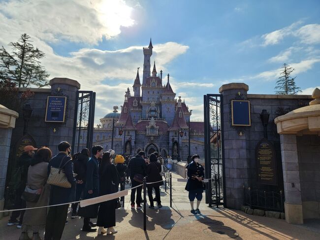 ガイドツアー 美女と野獣 魔法のものがたり ディズニーランド 東京ディズニーリゾート 千葉県 の旅行記 ブログ By Ikuikuさん フォートラベル