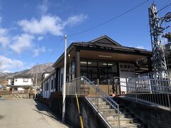 新藤原駅です。
周辺は何もなさそうでした。
ここで、野岩鉄道の鉄印を入手します。