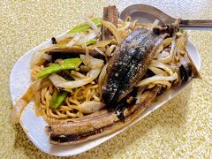 台南に来たら、進福炒鱔魚專家に行き、タウナギの炒麺を食さぬわけにはいかない。