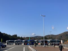 道の駅　京丹波 味夢の里で休憩。
http://ajim.info/

この頃は感染者の数が減り、各社のバスツアーが再開されていたんですね。