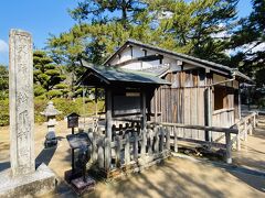 元乃隅神社から道の駅センザキッチンを経由して、萩にやって来ました。
萩と言えば…やっぱり松下村塾。