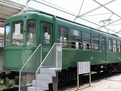 ＜宮の坂駅＞東急玉川線デハ80形が、宮の坂駅に保存されています。1925年木製車として製造された車両は、1953年鋼製車に改造され、玉川線・世田谷線で走っていました。