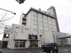 14:23
=鳥取温泉 しいたけ会館 対翠閣=
日本きのこセンター関連施設が今宵の宿なんです。

2年ぶりの訪問です。
これから、2泊温泉でまったりしますよ。