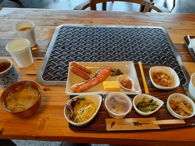 ホテルに戻り朝食をいただきます。