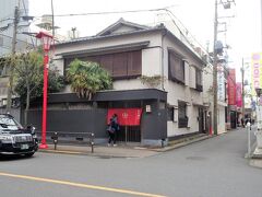 現役料亭「金村」で屋号は江戸時代から変わらないようです。
桜鍋の中江の系列店です。