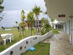 むら咲むらの手前奥にある、塩のテーマパークみたいな処で、ピザのバイキングがあるショップが入っているのでやけに気になってます（笑）。
ココは塩やガラスの手作り体験だとかやってますし、お土産屋さんも併設しているのでなかなかの雨の日スポットではないでしょうかね？