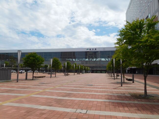 駅に戻ってきました。暑いからか、ほとんど人がいません。