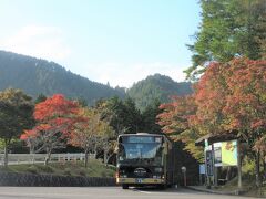 記念の年に比叡山に来られてよかったと思いました。
名残を惜しみながら京都駅目指しバスに乗車します。