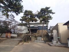 目的地である岡崎城に着きました。