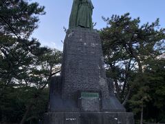 坂本龍馬像は存在感がありました！！！