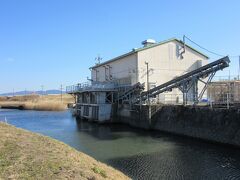 小坂井排水機場（豊川放水路）